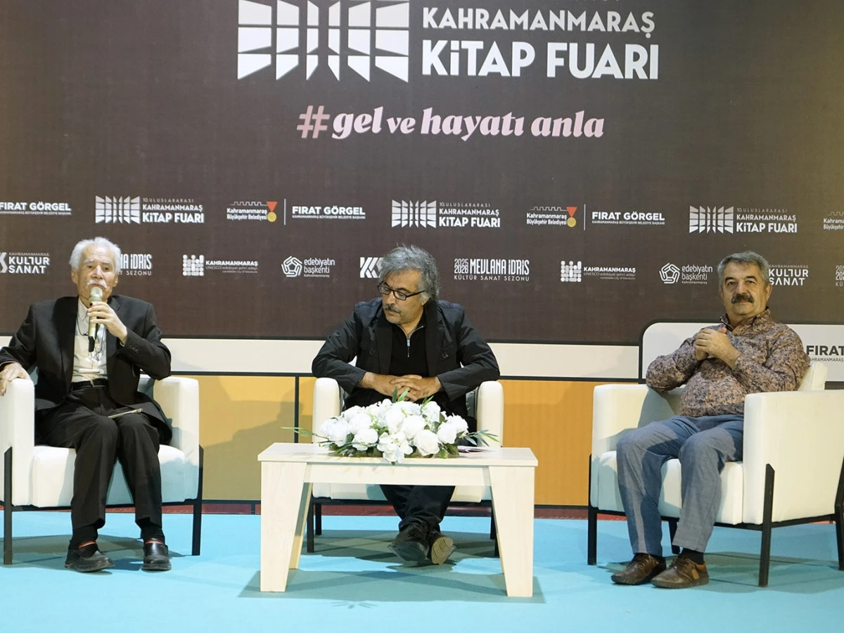 Kitap Fuarı’nın Üçüncü Gününde Bilgi ve Kültür Şöleni Yaşandı