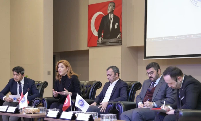 Kİ&Uuml;&rsquo;de &ldquo;Asrın Felaketinde Gazetecilik&rdquo; Paneli 