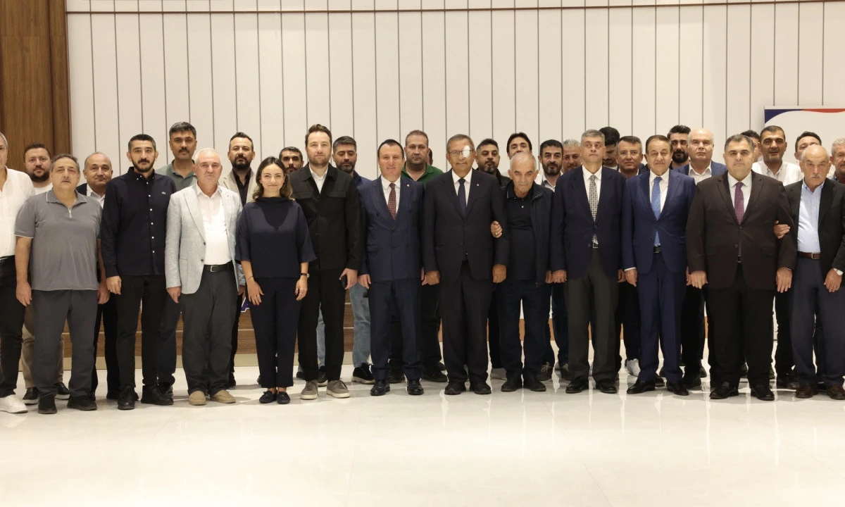KMTSO: Başkan Buluntu&rsquo;dan Birlik Mesajı: &Ouml;ks&uuml;z&rsquo;e Onursal Meclis Başkanlığı Beratı