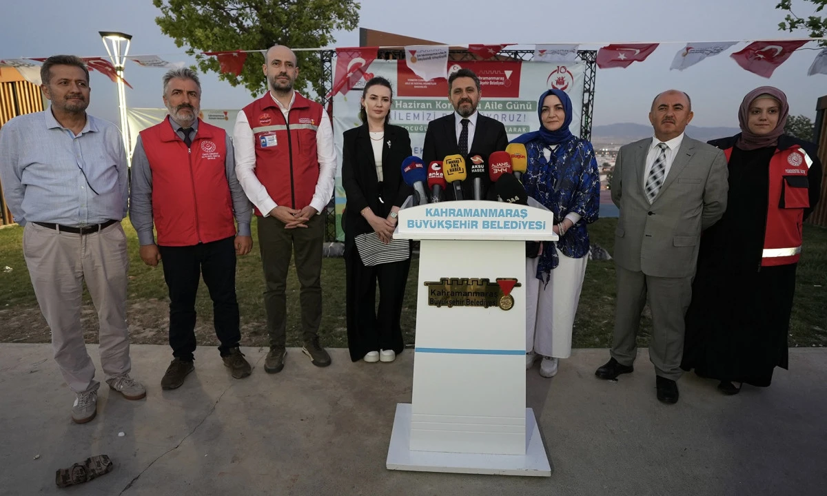 Koruyucu Aile G&uuml;n&uuml;&rsquo;nde B&uuml;y&uuml;kşehir&rsquo;den Anlamlı Buluşma