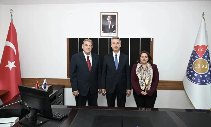 KS&Uuml; G&uuml;zel Sanatlar Fak&uuml;ltesi&rsquo;nde Dekanlık Devir Teslimi Ger&ccedil;ekleştirildi