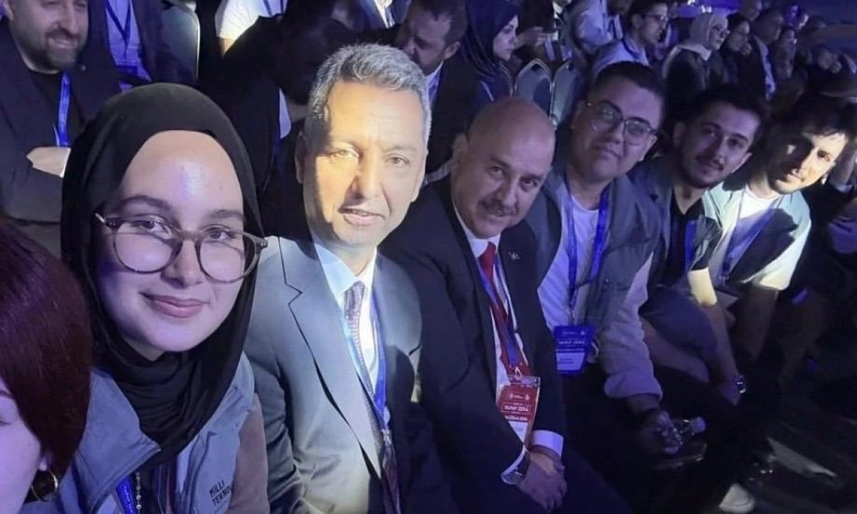 KS&Uuml; Rekt&ouml;r&uuml; Okumuş, T&uuml;rkiye Yapay Zek&acirc;Zirvesi'ne Katıldı