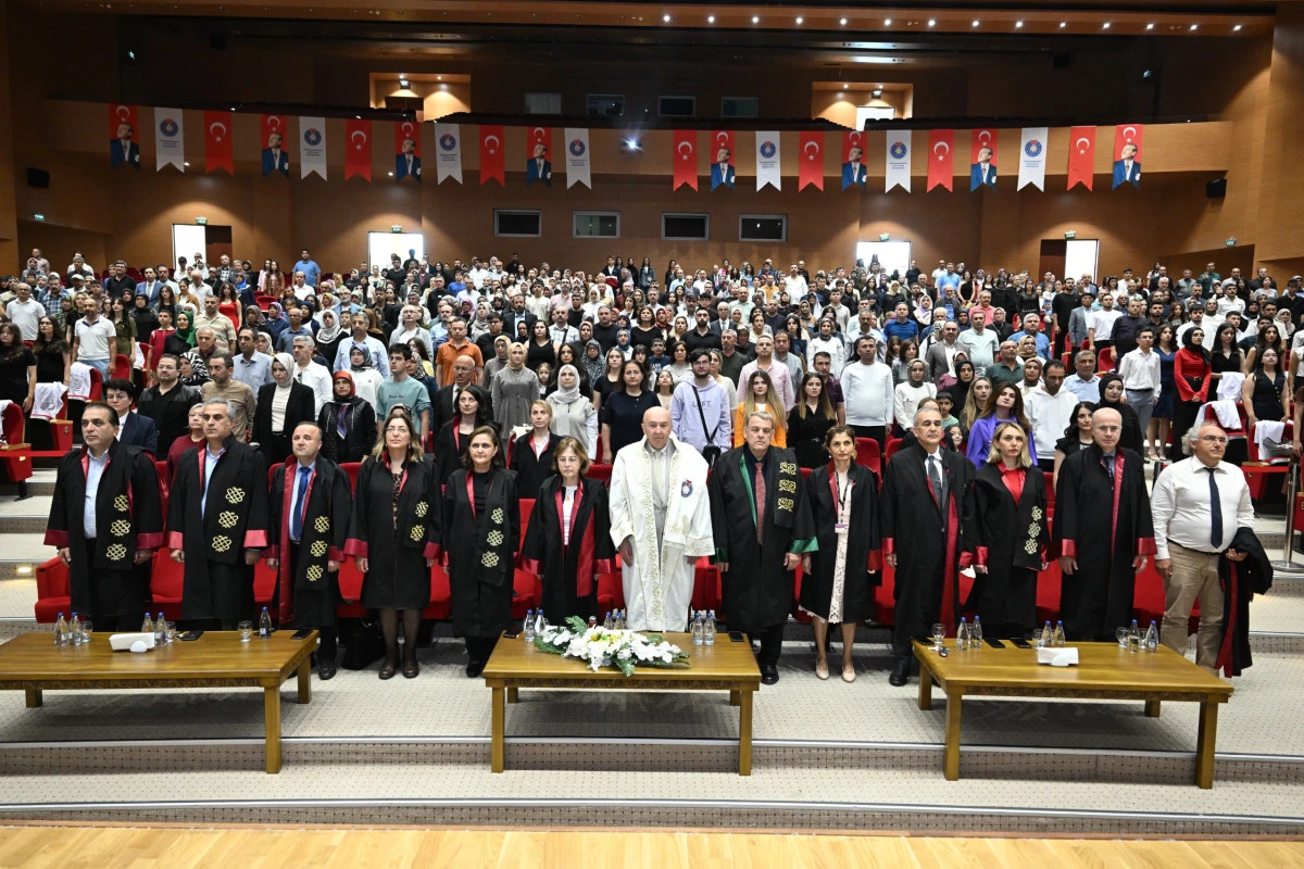 KSÜ Tıp Fakültesi Öğrencileri Beyaz Önlüklerini Giydi