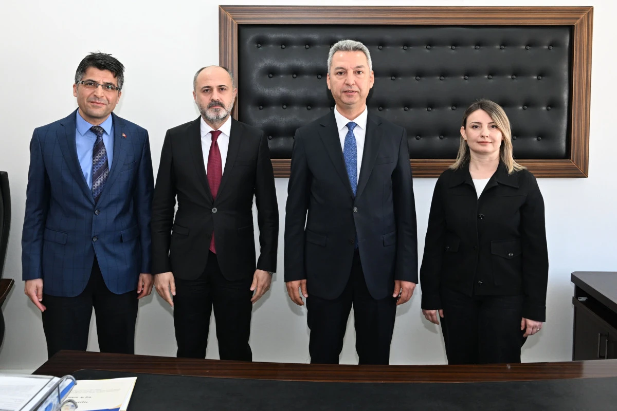 KS&Uuml; &Uuml;SKİM&rsquo;de, g&ouml;rev devir teslimi ger&ccedil;ekleştirildi