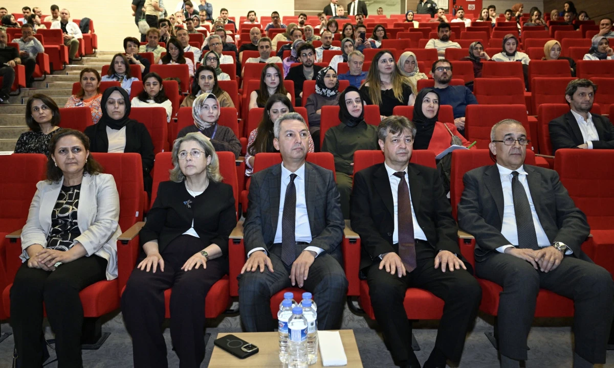 KS&Uuml;&rsquo;de Otizm Farkındalığına Dikkat &Ccedil;eken Panel D&uuml;zenlendi