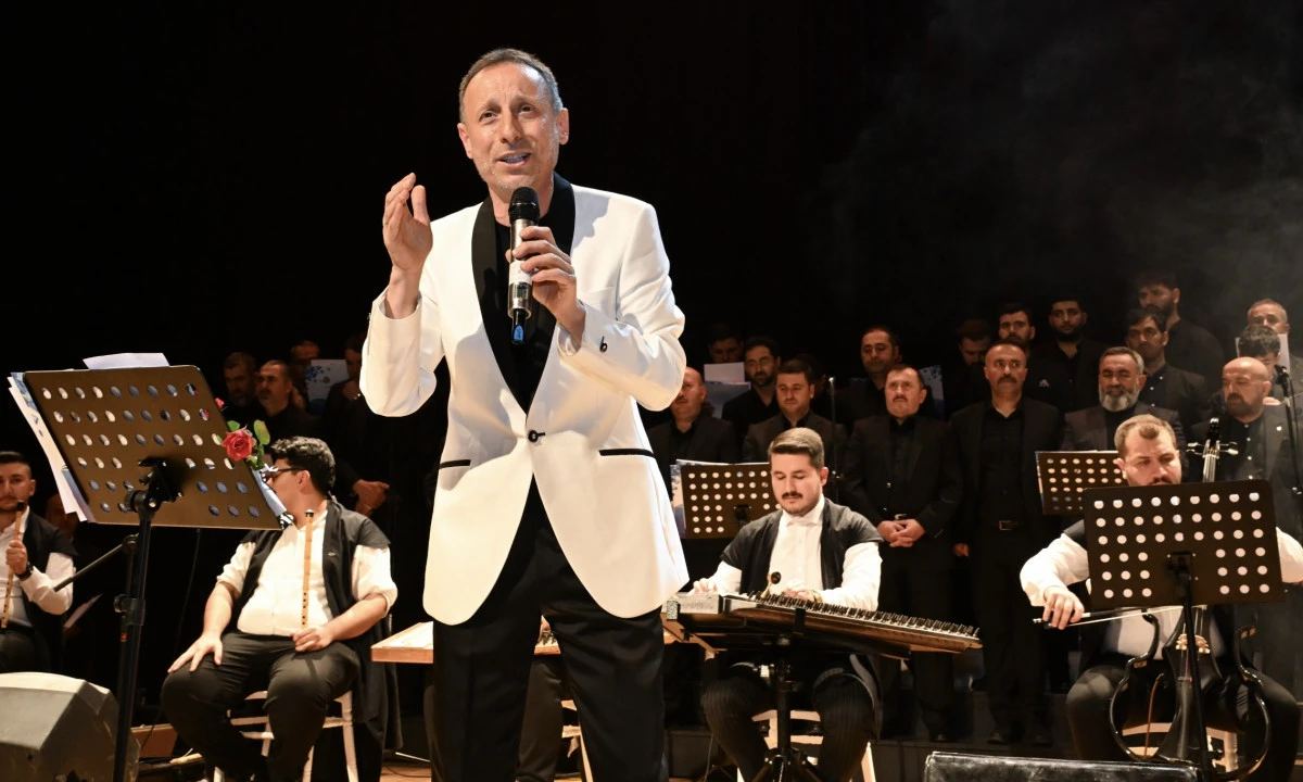 KS&Uuml;&rsquo;de Şeb-i Arus Buluşması: Tasavvuf Musikisi ve Sema Aynı Sahnedeydi