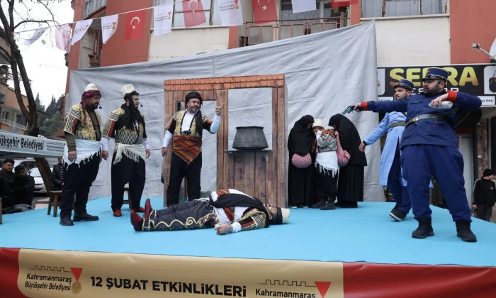 Kurtuluş Ruhu Şehri Sardı