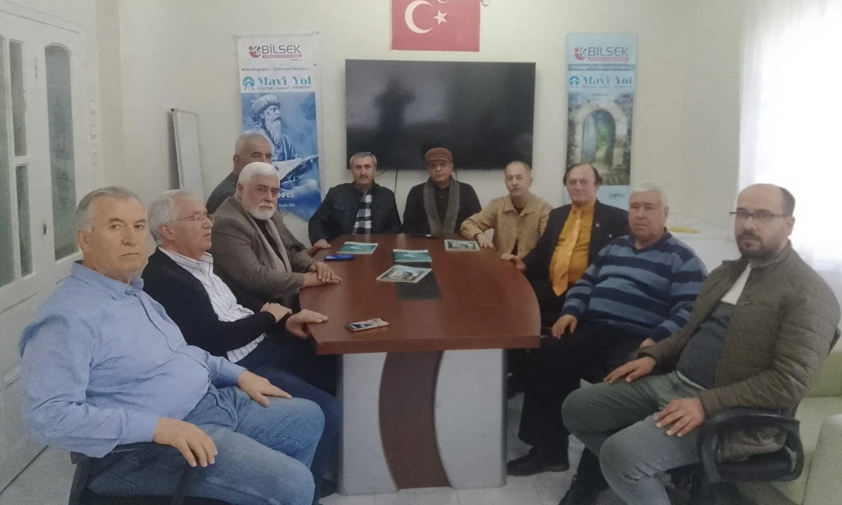 Mavi Yol Dergisi 3. Sayı İ&ccedil;in &ldquo;Diriliş&rdquo; Dedi: Hedef T&uuml;rk D&uuml;nyası