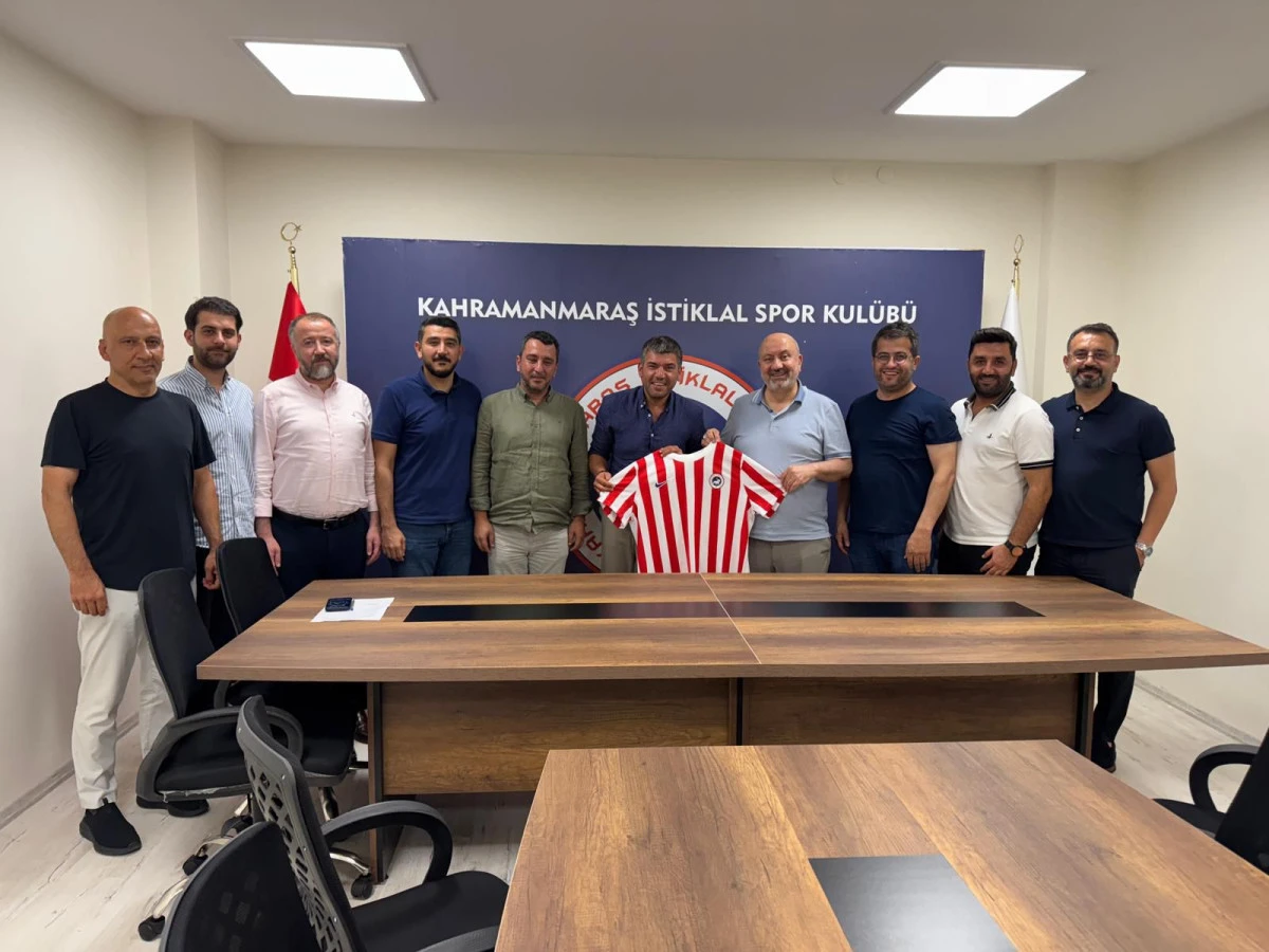 Mehmet Ali Akben, İstiklalspor Tesislerinde Takıma Güç Verdi