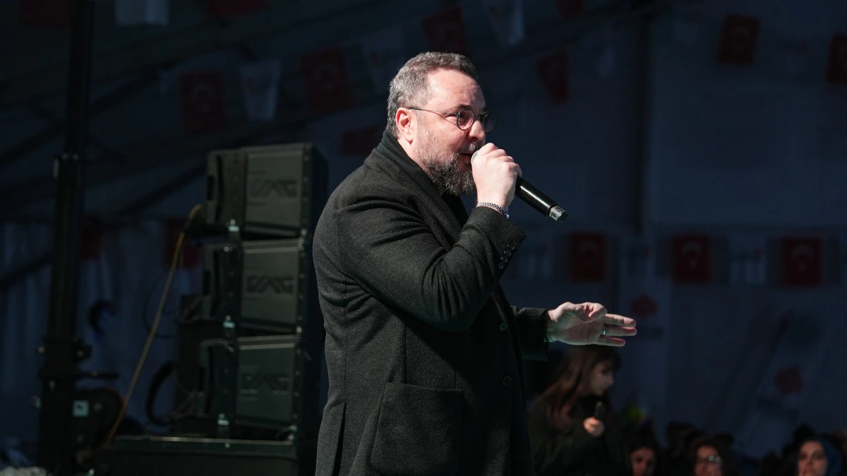 Mustafa Cihat, Ramazan Sokağı&rsquo;nda y&uuml;reklere dokundu