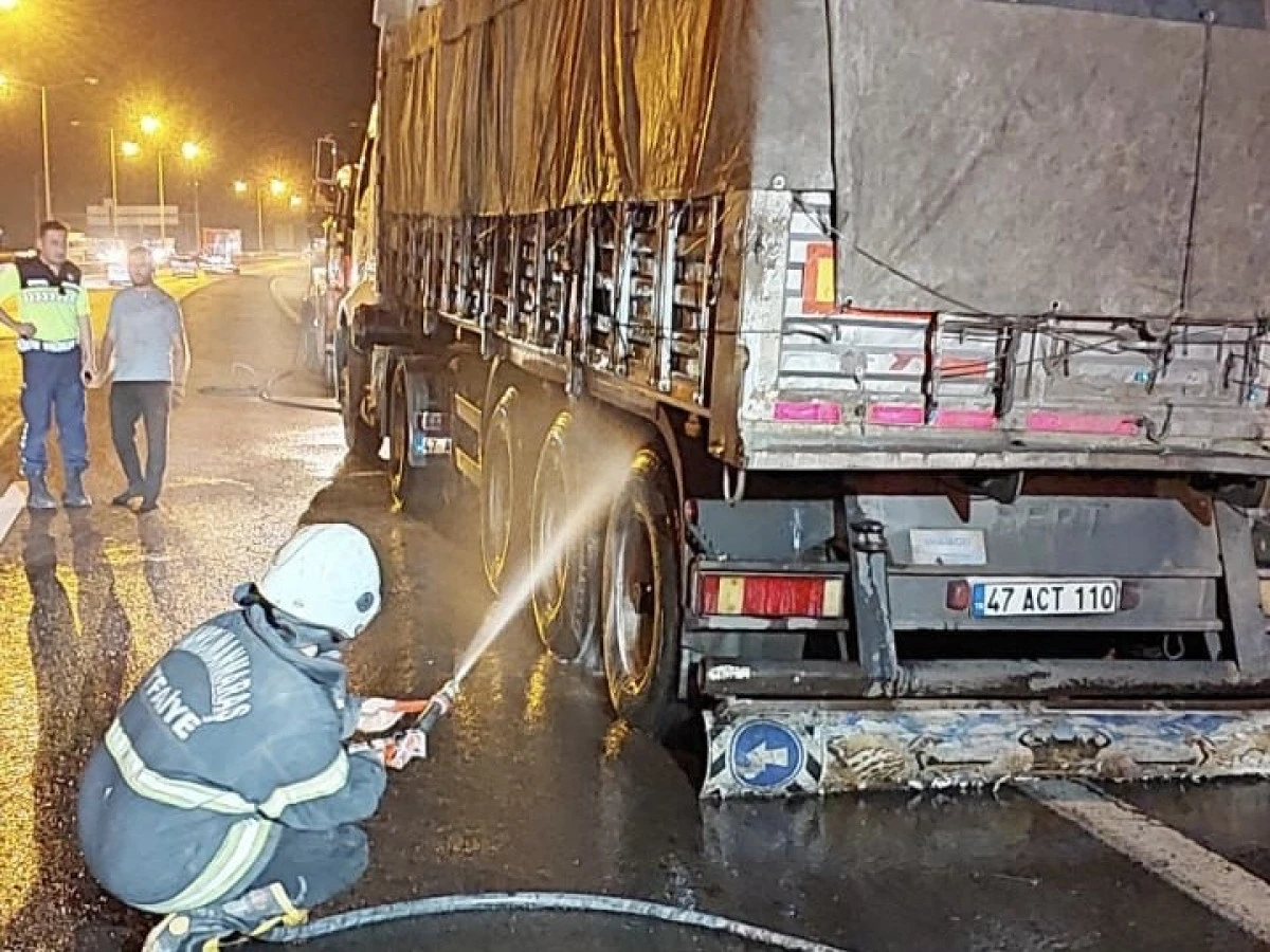 Narlı Otobanında Tır Yangını: Hızlı Müdahale Felaketi Önledi