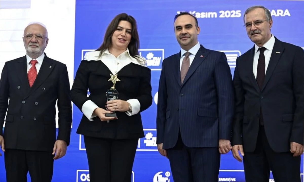 Nazar Tekstil, OSB Yıldızları’nda Türkiye’nin En İyi İlk 5 Şirketi Arasında Yer Aldı