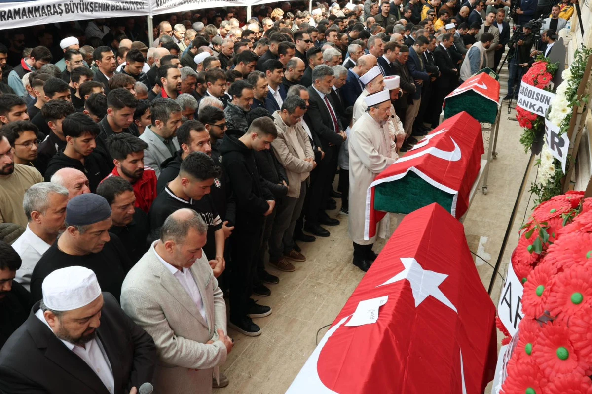 Okul saldırısında hayatını kaybedenler son yolculuklarına uğurlandı