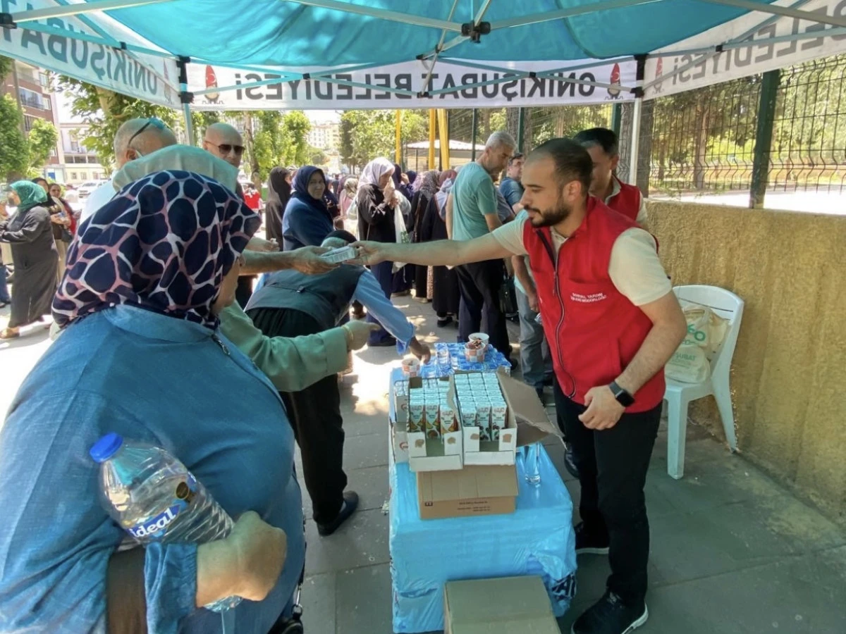 Onikişubat Belediyesi, YKS’ye giren öğrencilerin ve ailelerinin sınav heyecanına ortak oldu