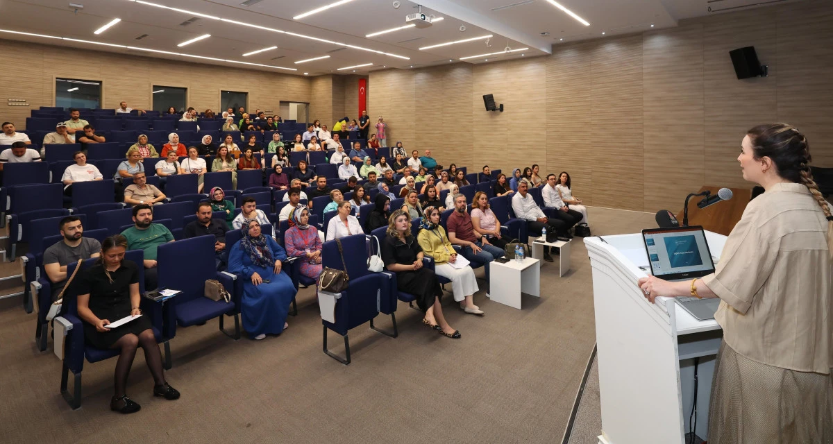 Onikişubat Belediyesi’nden personele Sağlıklı Yaşam Eğitimi 