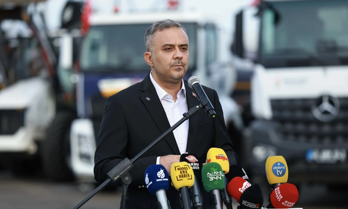 Onikişubat Belediyesi&rsquo;nin 200 Milyon TL&rsquo;lik yatırımla 30 yeni hizmet aracı g&ouml;reve başladı