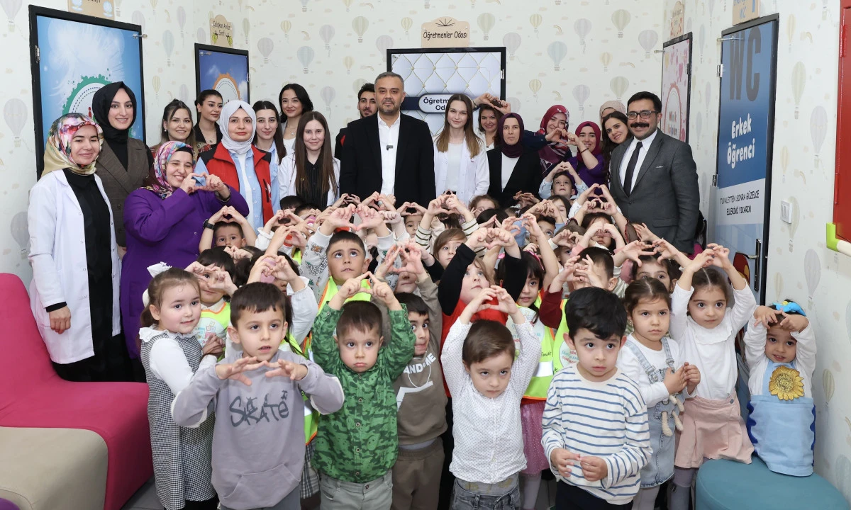 Onikişubat Belediyesi&rsquo;nin G&uuml;nd&uuml;z Bakımevi&rsquo;nde yeni d&ouml;nemin &ouml;n kayıtları başladı  