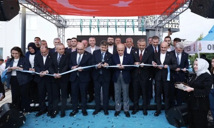 Onikişubat Belediyesi&rsquo;nin Kale Gen&ccedil;lik Merkezi yoğun katılımla hizmete a&ccedil;ıldı