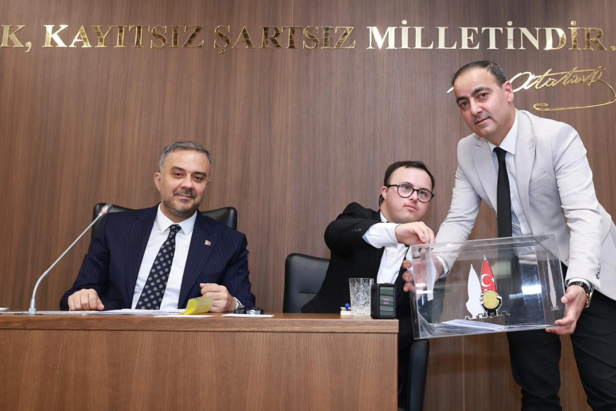 Onikişubat Belediyesi&rsquo;nin Nisan Ayı Meclis Toplantısı bir başka &ouml;zel bir başka anlamlı 