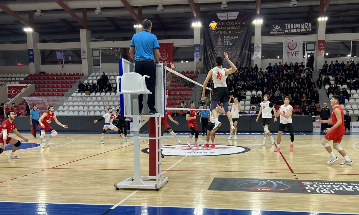 Onikişubat Belediyespor TVF Spor Lisesi’ni 3-0 Mağlup Etti: Liderlik İddiasını Güçlendirdi