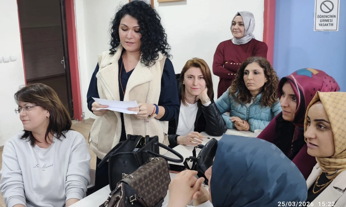 Onikişubat&rsquo;ta &ldquo;Bi&ccedil;imlendirici Değerlendirme&rdquo; Kursu D&uuml;zenlendi