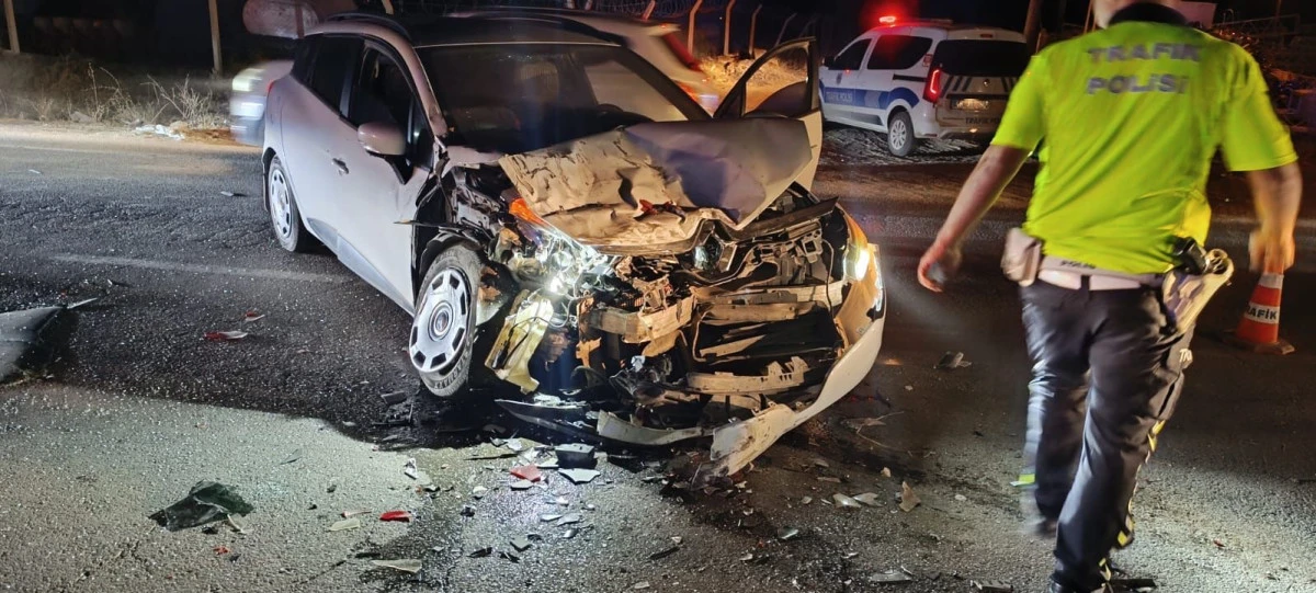 Onikişubat’ta Çift Taraflı Trafik Kazası: 1 Yaralı