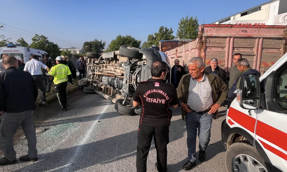 Onikişubat’ta Servis Aracı ile Otomobil Çarpıştı: 10 Yaralı