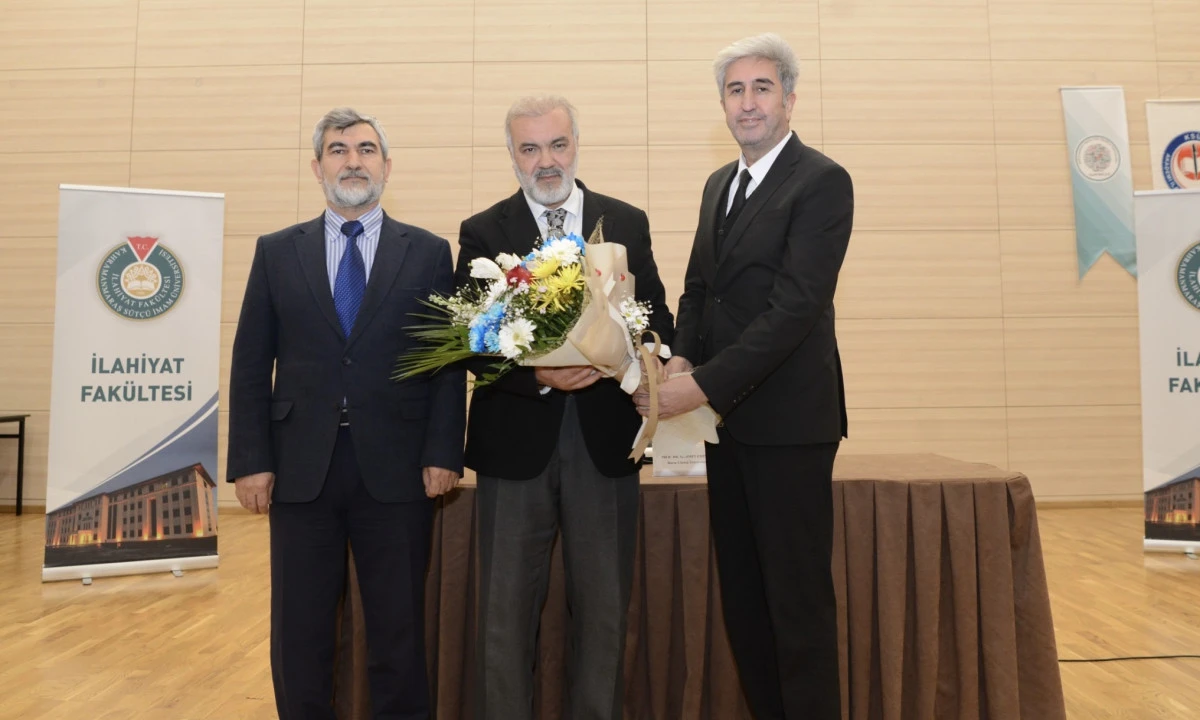 Ramazan İkliminde Manevi D&ouml;n&uuml;ş&uuml;m Ve Şahsiyet Eğitimi Programı KS&Uuml;&rsquo;de Ger&ccedil;ekleştirildi