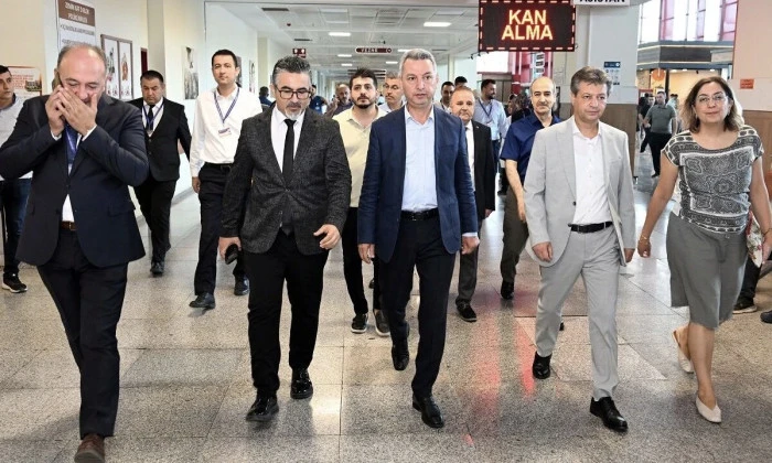Rekt&ouml;r Okumuş KS&Uuml; Hastanesinde &Ccedil;alışmaları Yerinde İnceledi