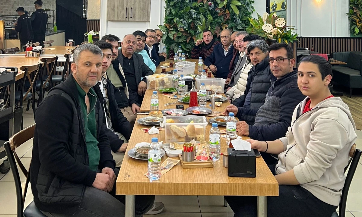 Şampiyonluk Yolundan Maraş Pa&ccedil;a&rsquo;da Sahur Sofrasına