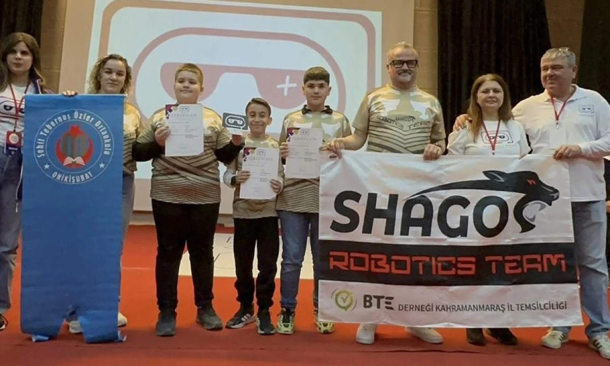 Şehit Tebernuş &Ouml;zler Ortaokulu Robotik Kodlama Takımından B&ouml;lge Şampiyonasında B&uuml;y&uuml;k Başarı