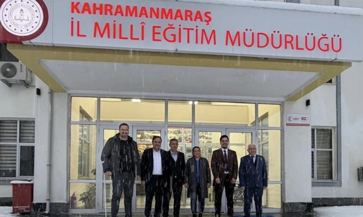 Sendikalardan Maaş Promosyonu Tepkisi: &ldquo;Eğitim &Ccedil;alışanlarıyla Alay Edilemez&rdquo;