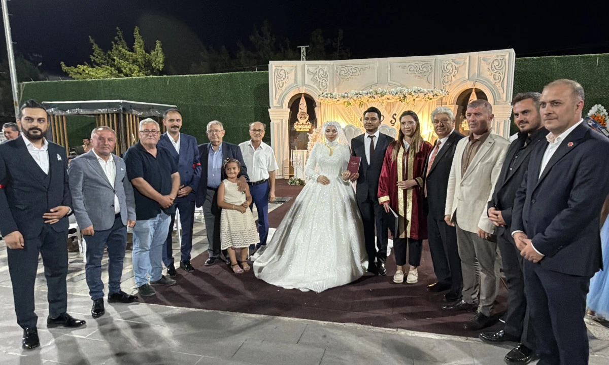 Şevval ve İbrahim &Ccedil;ifti Mutluluğa &ldquo;Evet&rdquo; Dedi