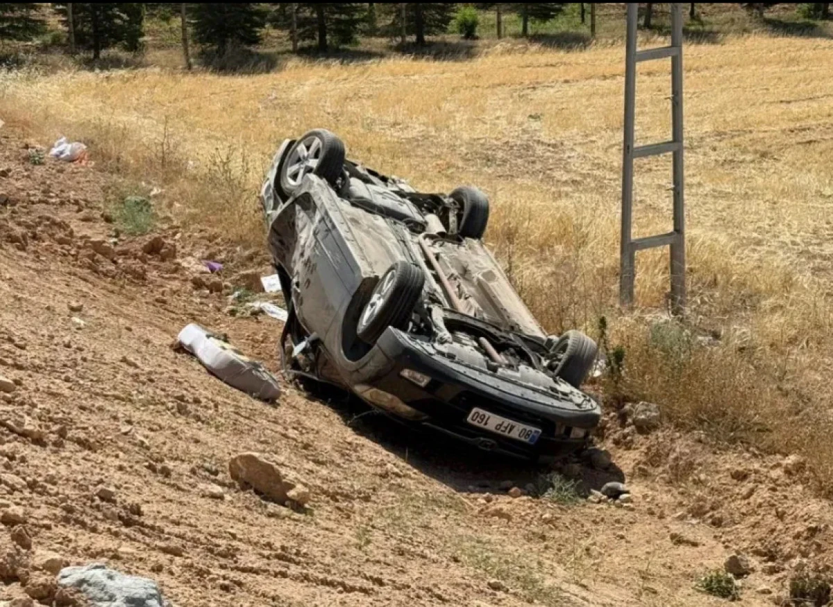 Takla Atan Otomobilde 4 Kişi Yaralandı