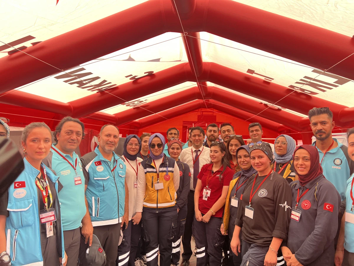 Tarihi Günde Sağlık Kahramanları Görev Başındaydı: UMKE Ekiplerinden 40 Vatandaşa Müdahale