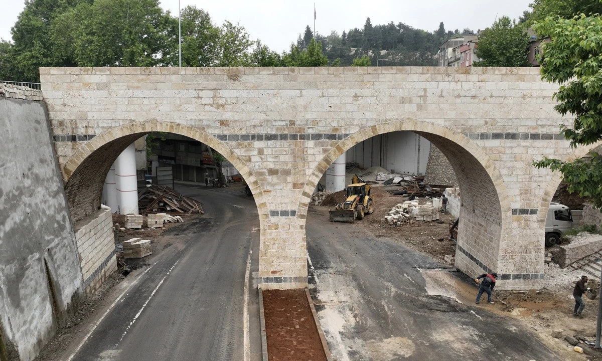 Tarihi Kanlıdere K&ouml;pr&uuml;s&uuml;&rsquo;n&uuml;n Restorasyonu Tamamlanıyor