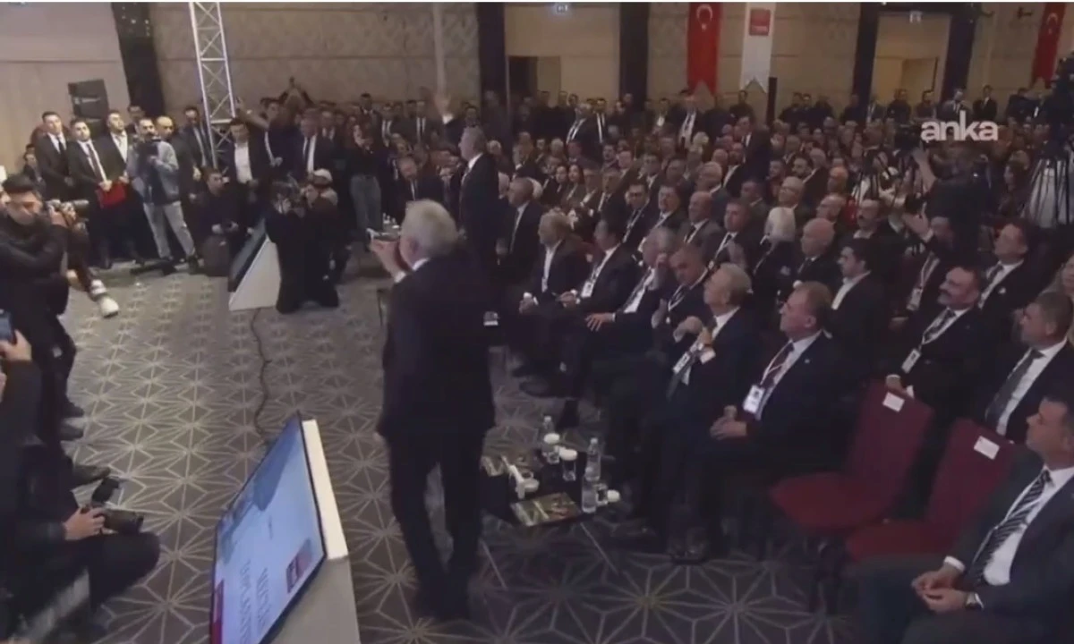 TBB&rsquo;nin Ankara&rsquo;daki Toplantısında Gerginlik: Başkan G&ouml;rgel&rsquo;e Destek Mesajları