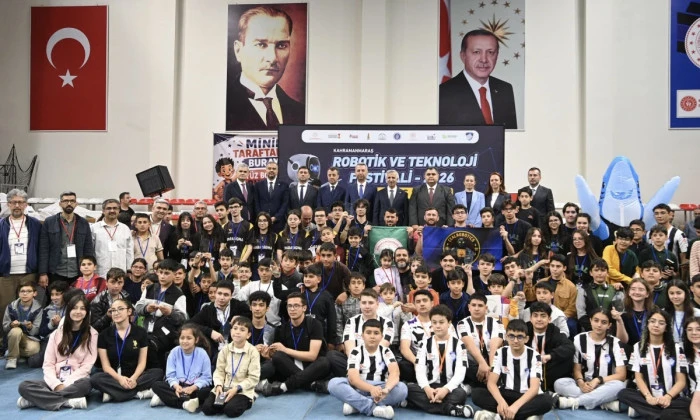 Teknoloji Tutkunu Gen&ccedil;ler Robotik Festivalinde Buluştu