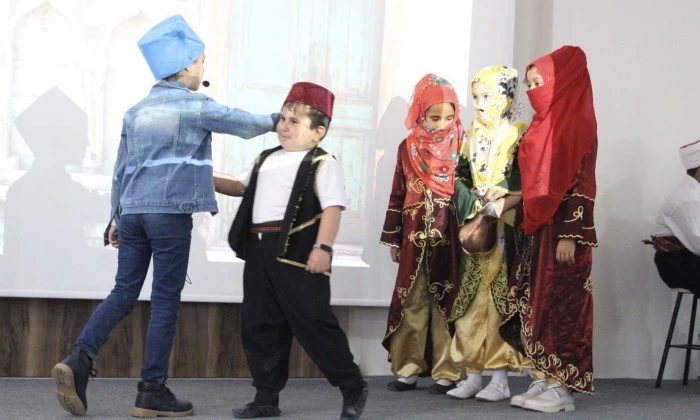 Toğuzata İlkokulu’ndan Unutulmaz Şiir Dinletisi: “Ailemiz Geleceğimiz” Temasıyla Duygular Zirvede