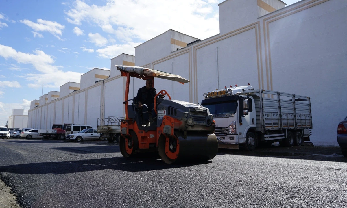 Toptancılar Sitesi&rsquo;nin Yolu Yenileniyor