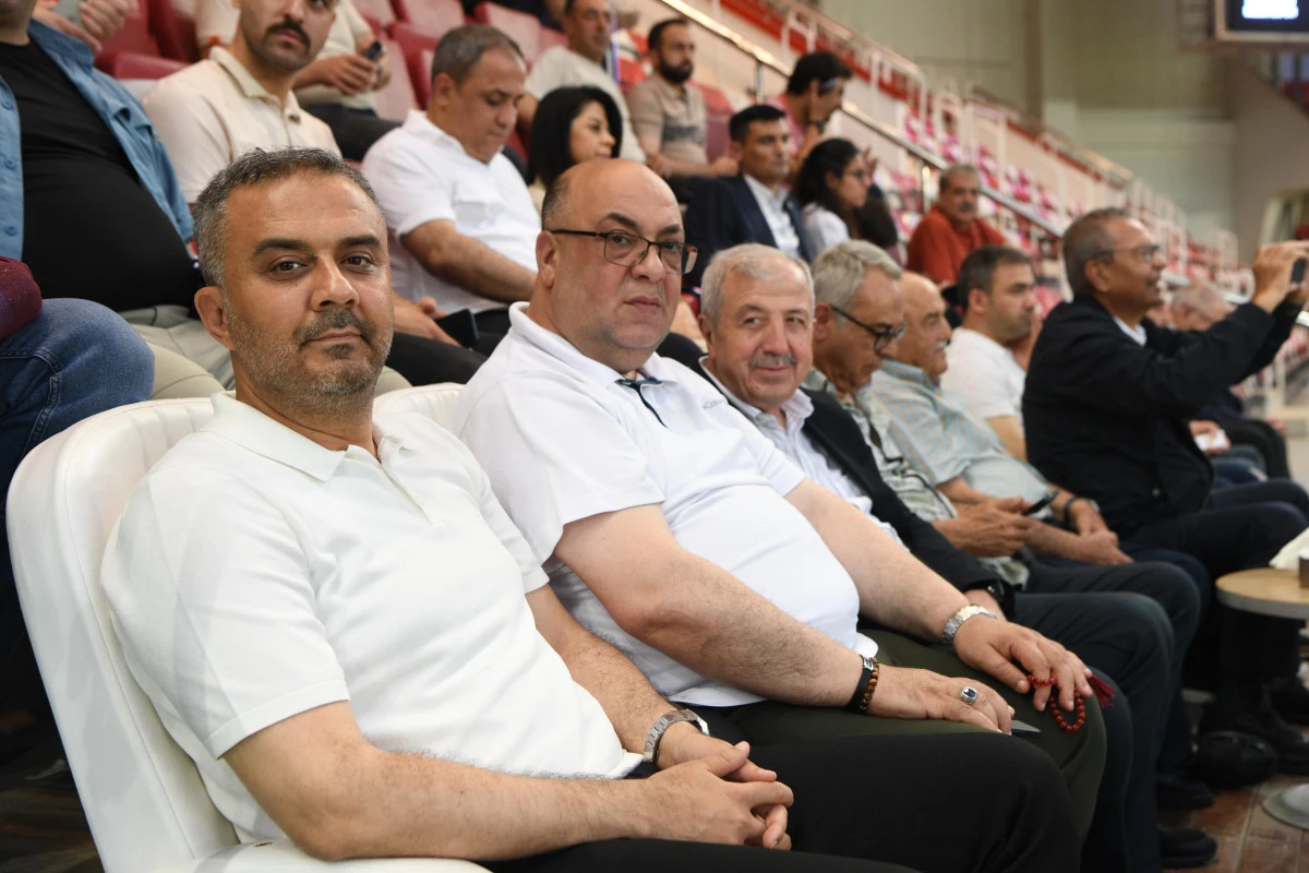 Toptaş tribündeydi, zaferi sahada yaşadı: “Kahramanmaraş’ın çocuklarına helal olsun”