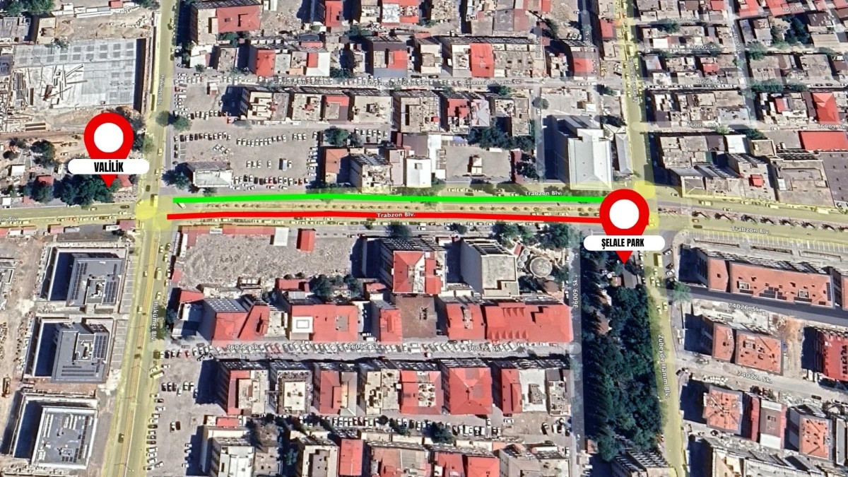 Trabzon Bulvarı: Valilik ile Şelale Park istikameti trafiğe kapalı 