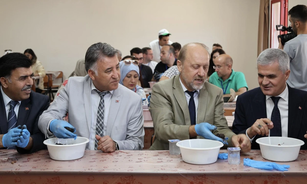 T&Uuml;BİTAK tarafından desteklenen "S&uuml;rd&uuml;r&uuml;lebilir Tarım ve Yeşil Gelecek" projesi başladı.