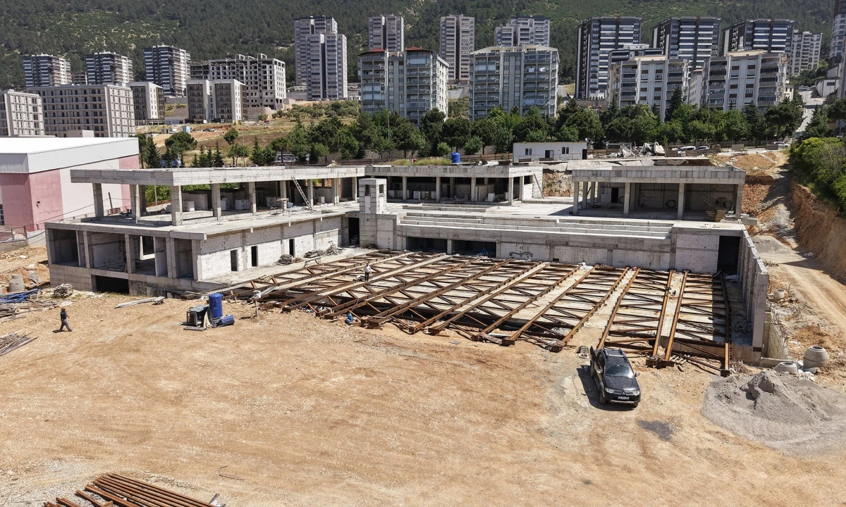 T&uuml;rkiye&rsquo;ye &Ouml;rnek Olacak Kahramanmaraş Gen&ccedil;lik ve Spor Merkezi Y&uuml;kseliyor