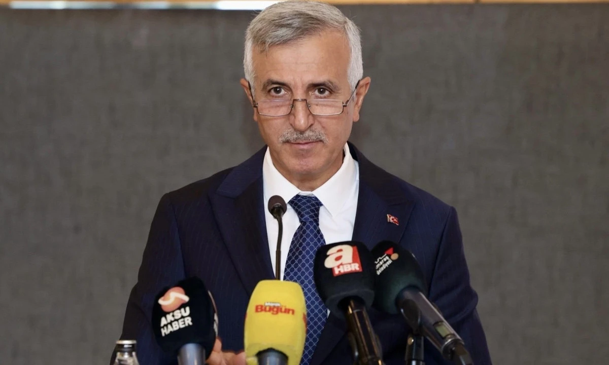 Vali &Uuml;nl&uuml;er: &ldquo;Kahramanmaraş &Uuml;reten, İhra&ccedil; Eden ve Geleceğe G&uuml;venle Bakan Bir Şehir&rdquo;