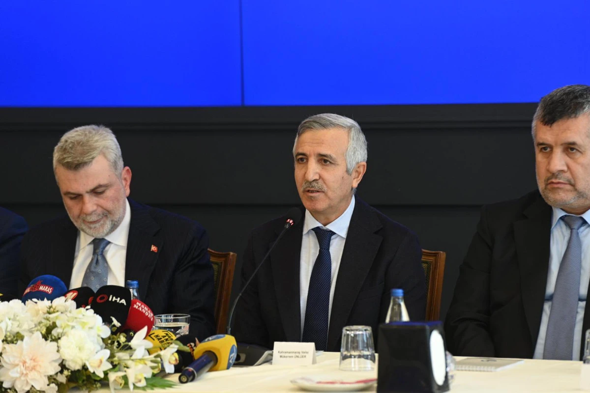 Vali &Uuml;nl&uuml;er: &ldquo;Konteyner Kentler Tarihe Karışacak, Kahramanmaraş Yeniden Ayağa Kalkıyor&rdquo;