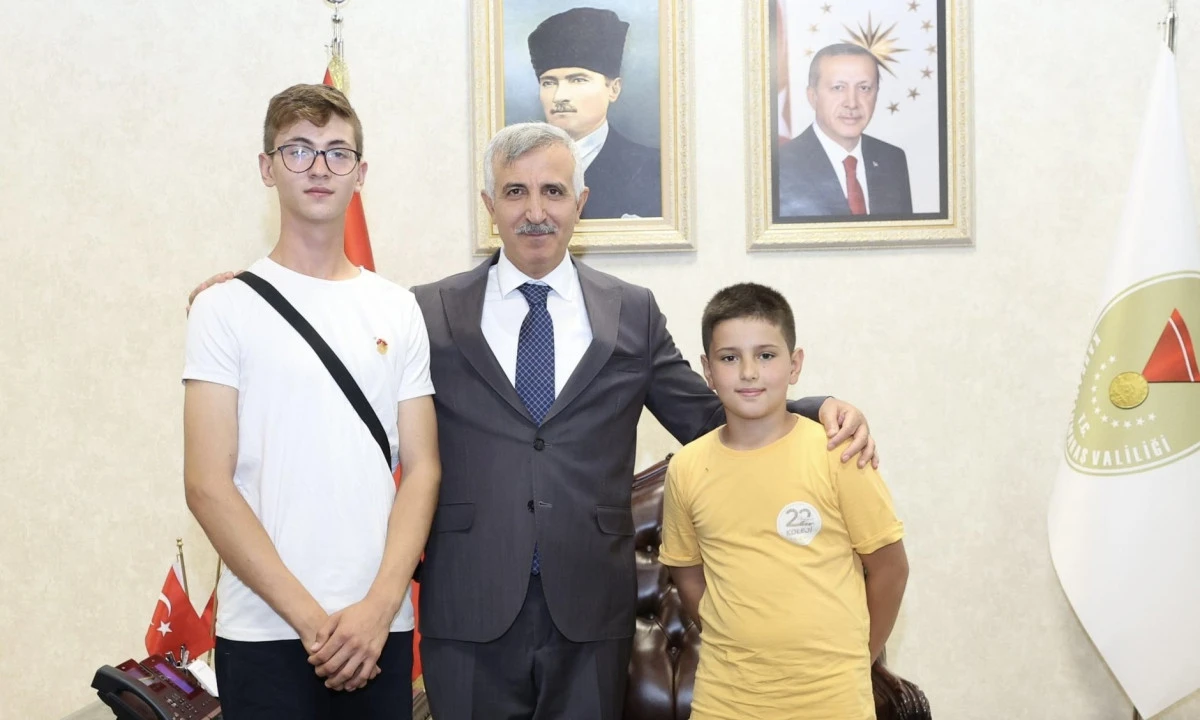 Vali Ünlüer’den Dünya İkincisi Musab İsmail Şahanoğlu’na Tebrik