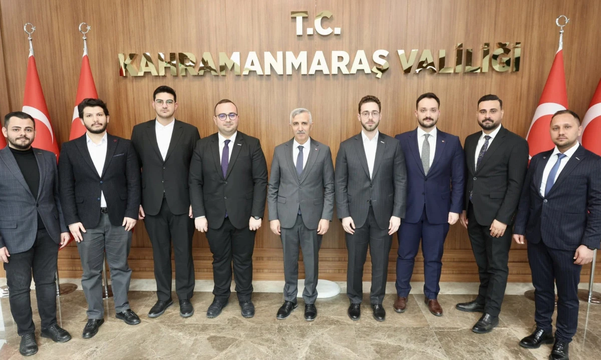 Vali &Uuml;nl&uuml;er&rsquo;e &ldquo;Yetim Hamilik Sertifikası&rdquo; Takdim Edildi