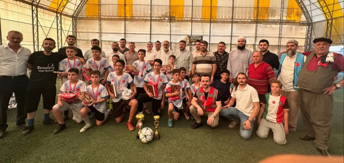 Yaz Kur’an Kursları Arası Futbol Turnuvasında Şampiyon Üngüt Camii Oldu