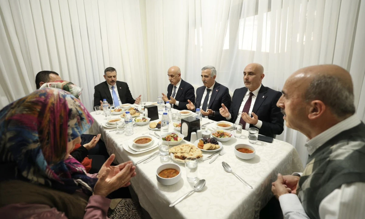 Yeni Evim, İlk İftarım Kapsamında Saylak Ailesine Anlamlı Ziyaret